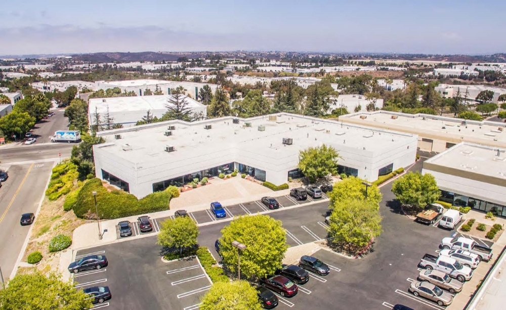 1396 Poinsettia Ave, Vista, CA  92081, Vista