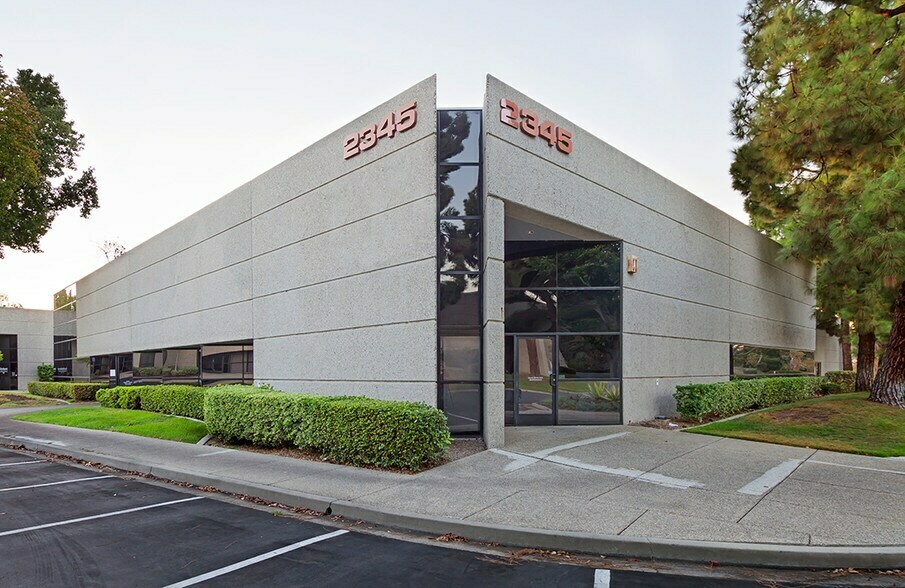 2345 Camino Vida Roble, Carlsbad, CA  92011, Carlsbad